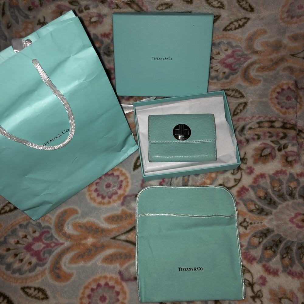 Tiffany twist lock small leather wallet